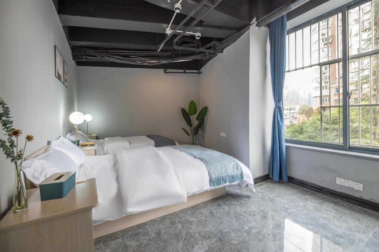 Pu Chun International Hostel -Yugarden & Old Town Shanghai Bagian luar foto
