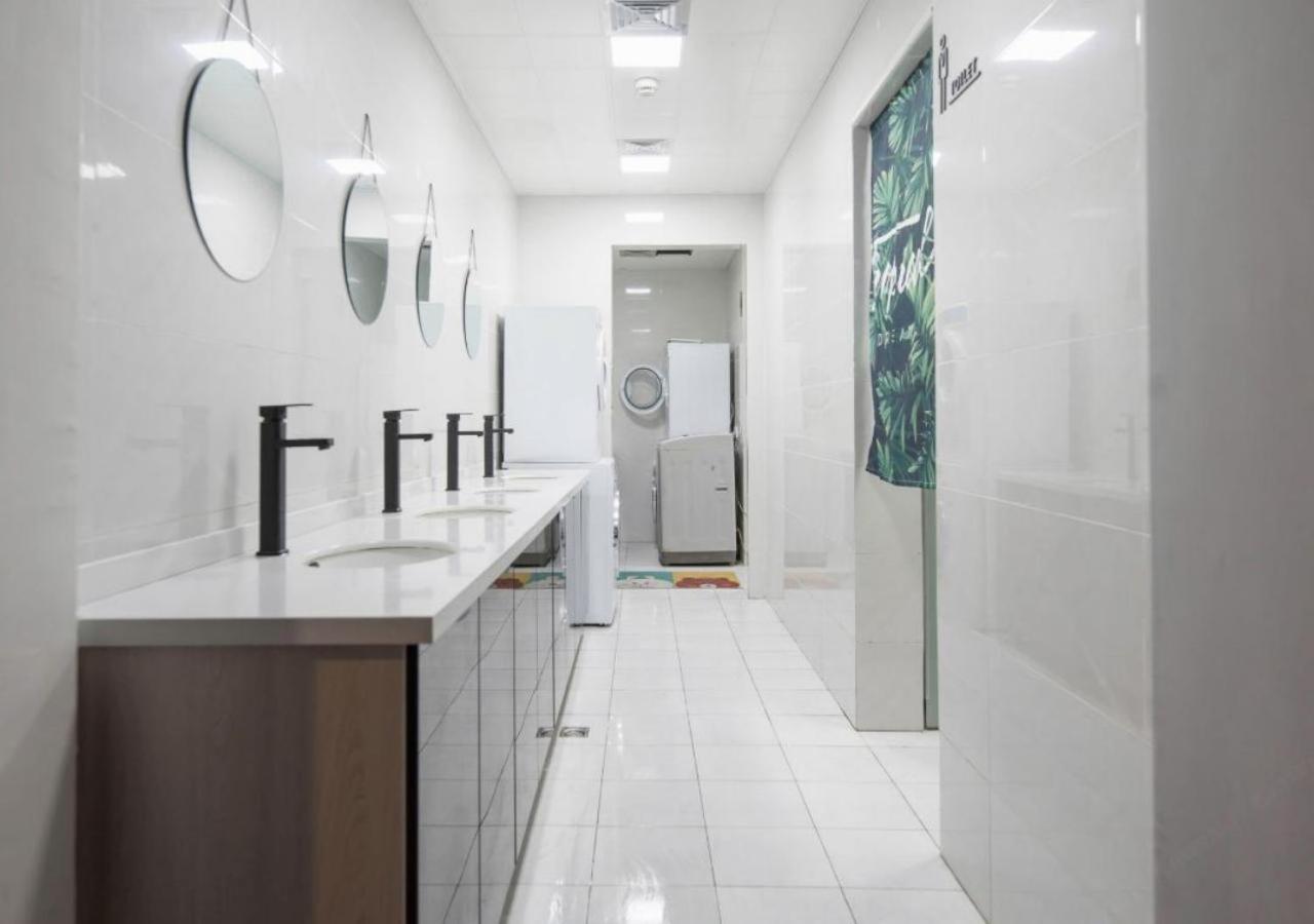 Pu Chun International Hostel -Yugarden & Old Town Shanghai Bagian luar foto