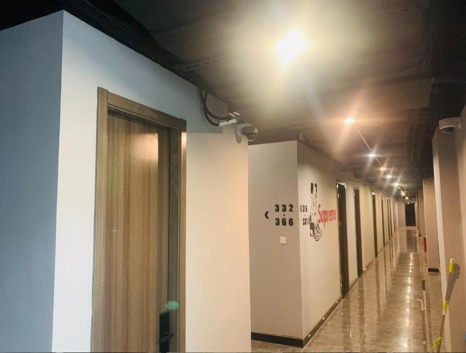 Pu Chun International Hostel -Yugarden & Old Town Shanghai Bagian luar foto